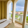 Отель Fishing Lodge Ocean Views Suite 4072, фото 3