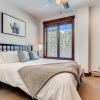 Отель Ski-in/ski-out At Crystal Peak Lodge 3 Bedroom Condo, фото 6