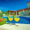 Отель Rustic Villa With Private Pool, Bedrooms Including En Suite Bathroom, Terrace, фото 7