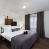 Отель Hip 1BD Apartment Near Downtown With Parking, фото 12