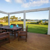 Отель Waterfront Wonder - Matarangi Holiday Home, фото 13