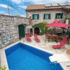 Отель Vintage Holiday Home With Swimming Pool in Grizane, фото 1