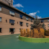 Отель La Quinta Inn & Suites by Wyndham Chicago - Lake Shore, фото 1
