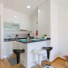 Отель Spacious 1 Bed Apt w/Balcony, Sleeps 3, фото 14