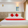 Отель Oyo 207 Bino Apartment, фото 14