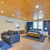 Отель Chic Studio Near Huntington Beach State Park, фото 18