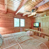 Отель Seneca 1 Bedroom Home with Hot Tub, фото 11