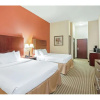 Отель La Quinta Inn & Suites by Wyndham Woodward, фото 9