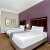 Отель La Quinta Inn & Suites by Wyndham Cleburne, фото 6