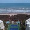 Отель Beachfront Resort * Heated Pool * Sleeps Heaps (Saida Royale 9039) by RedAwning, фото 17
