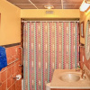 Отель Shaded Beachtown Vacation Estate (102-22), фото 23