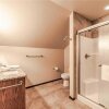 Отель Ruidoso Respite - Six Bedroom Cabin with Hot Tub, фото 27