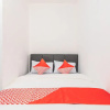 Отель J&b Room Utan Kayu by OYO Rooms, фото 5