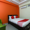 Отель S V Residency by OYO Rooms, фото 15