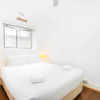 Отель Quiet 1 Bedroom Apartment 5 Minutes From CBD, фото 2
