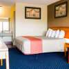 Отель Express Inn Newport News, фото 3