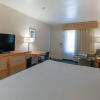 Отель Ramada by Wyndham Costa Mesa/Newport Beach, фото 5