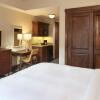 Отель Hilton Grand Vacations Club Sunrise Lodge Park City, фото 14