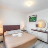 Отель Magnificent Condo at Leaside - 10 Mins To Downtown, фото 14