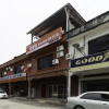Отель Manjung Inn Hotel by OYO Rooms, фото 2
