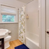 Отель 'Le Canard' Cottage w/ Porch: 10 Mi to Asheville!, фото 8