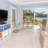 Отель Kahana Sunset B5B - One Bedroom Condo, фото 12