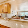Отель Spacious Penthouse 3br ~no Cleaning Fee~kids Ski Free! 3 Bedroom Condo by RedAwning, фото 7