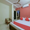 Отель OYO 16533 Hotel Sudarshan, фото 24