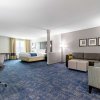 Отель Comfort Suites Humble Houston IAH, фото 27