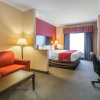 Отель Comfort Suites West Jacksonville, фото 36
