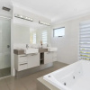 Отель Kingscliff Beach Holiday House @ Salt Village, фото 12