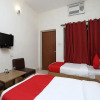 Отель OYO 11937 Hotel Meedo, фото 8