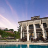 Отель Impressive 2nd-floor Unit in Coco Done in Red and Orange Hues в Ко́ко