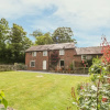 Отель Bryn Howell Stables, фото 9