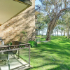 Отель Nicholli, Bay Parklands, Unit 21/2 Gowrie Avenue, фото 12