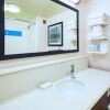 Отель Hampton Inn & Suites, фото 9