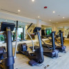Отель Exclusive 2 Level PH 3 BR Private Pool Roof Wifi Stunning Amenities GYM, фото 25