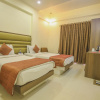 Отель OYO 8758 Hotel Swagatam, фото 18