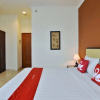 Отель ZEN Premium Near Grand Indonesia Mall, фото 12