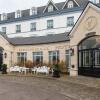 Отель Dromhall Hotel, фото 1
