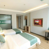Отель GreenTree Inn(Yingbin East Road high speed railway station passenger transport center store), фото 13
