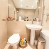 Отель Bright, Spacious 3BR Home for 5 in The Lane, фото 8