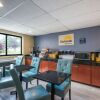 Отель Days Inn Greenfield, фото 9