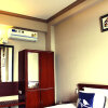Отель OYO Premium Khanyara Road, фото 12