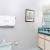 Отель Ponderosa by Avantstay Spacious Cabin w/ Large Deck & Hot Tub 10min to Mtn, фото 24