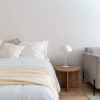 Отель Peaceful and central studio apartment, фото 1