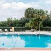 Отель Comfort Inn & Suites St. Pete - Clearwater International Airport, фото 16