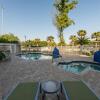 Отель Holiday Inn Express Hotel & Suites Jacksonville-Blount Island в Джексонвиле