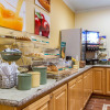 Отель Quality Inn And Suites Gilroy, фото 10