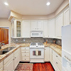 Отель New Listing! Main Street : Private Hot Tub 3 Bedroom Home, фото 6